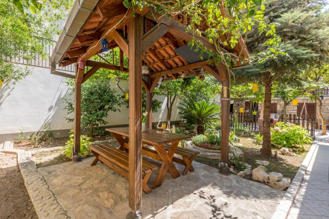 Studio Apartment Paradise Garden سبليت المظهر الخارجي الصورة
