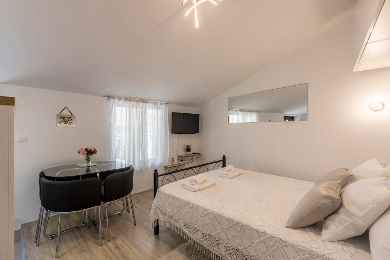 Studio Apartment Paradise Garden سبليت المظهر الخارجي الصورة