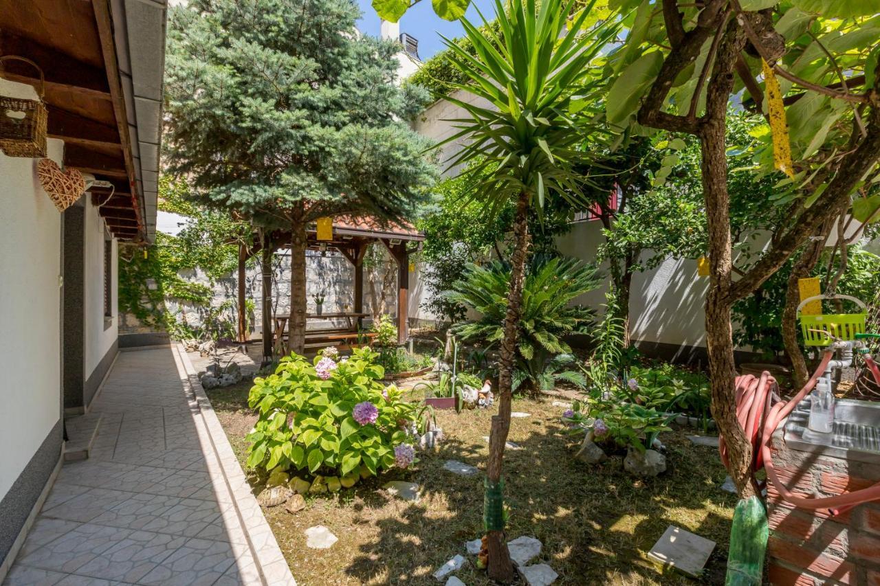 Studio Apartment Paradise Garden سبليت المظهر الخارجي الصورة